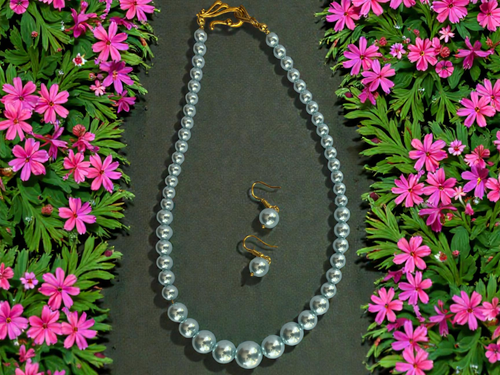 Crown Strand